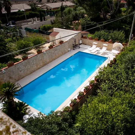 Villa Angela
